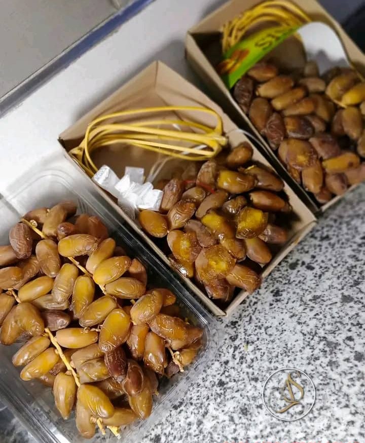 Premium Quality Algerian Dates Deglet Nour Arjoun, 2 kg packing: USD 5.24/kg Rich in taste and nutrition